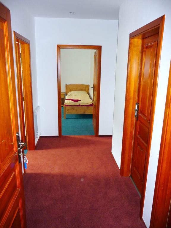 Pension Mandl Retova Экстерьер фото